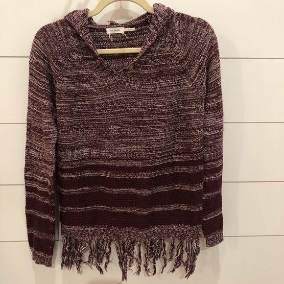 Maroon Sweater - Picture 1 of 5